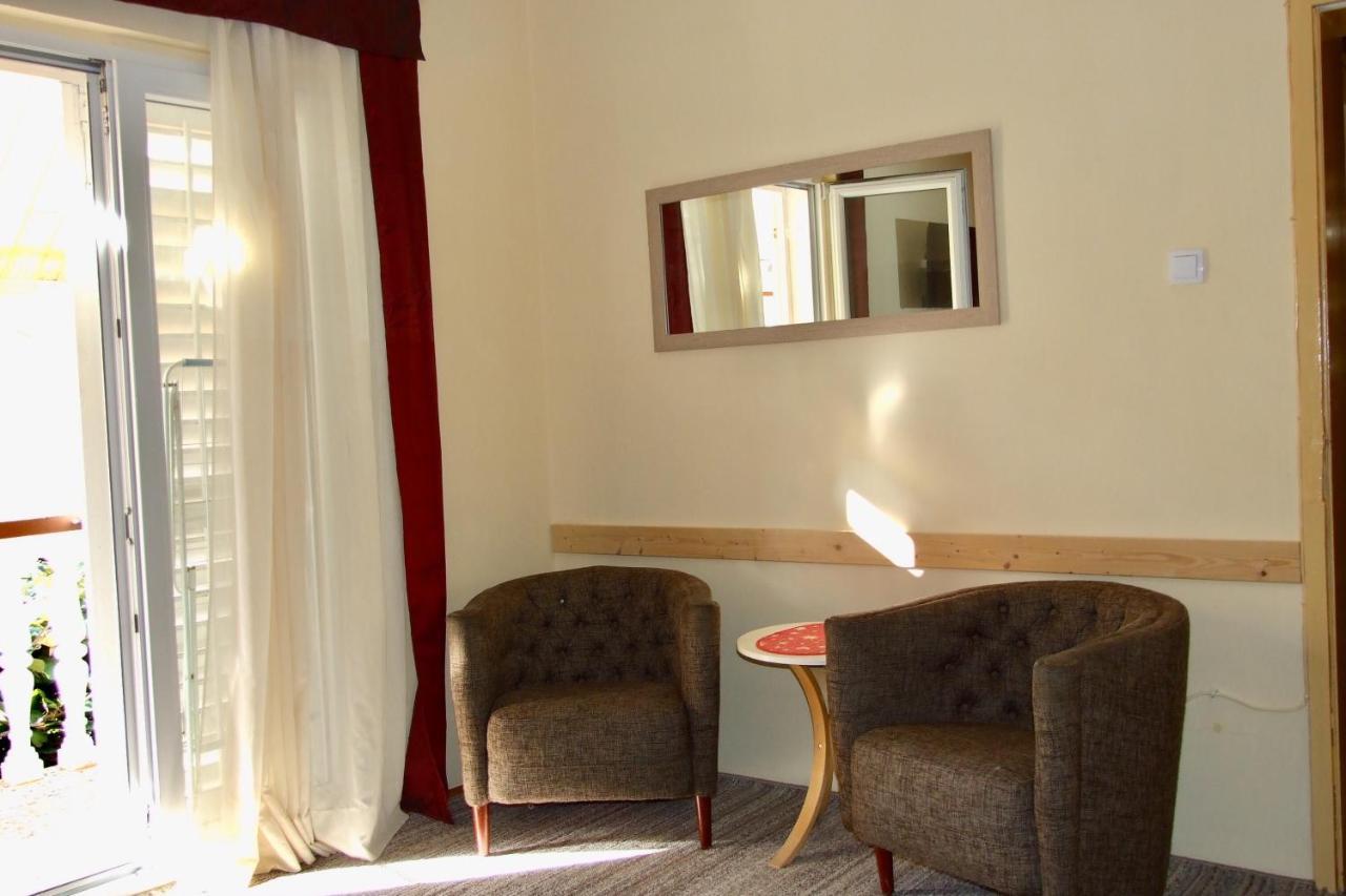 Casa Sergio & 3* Budva