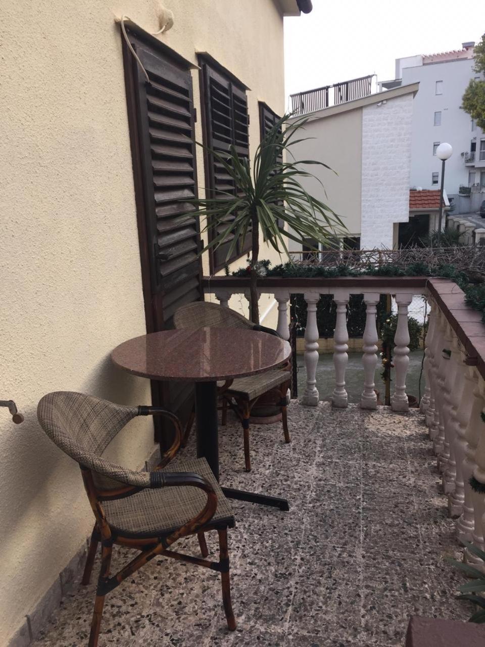 Casa Sergio & 3* Budva